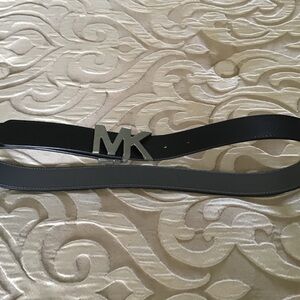 MK Black/Great Reversible Leather Belt
